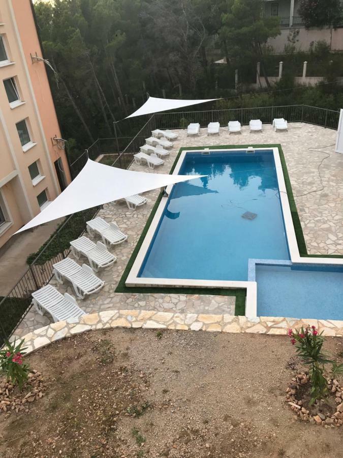 Villa Grand Bar Exterior photo