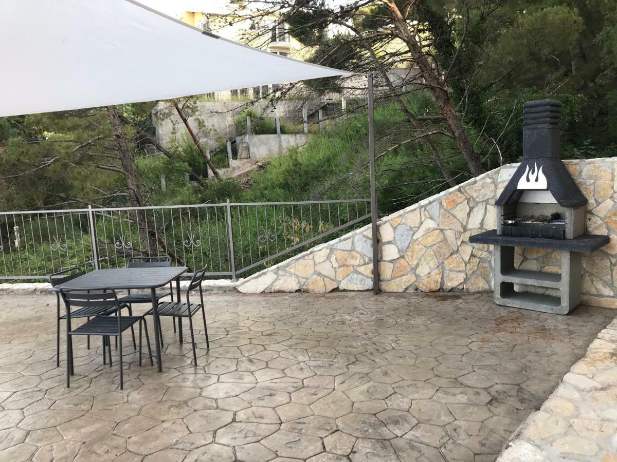 Villa Grand Bar Exterior photo